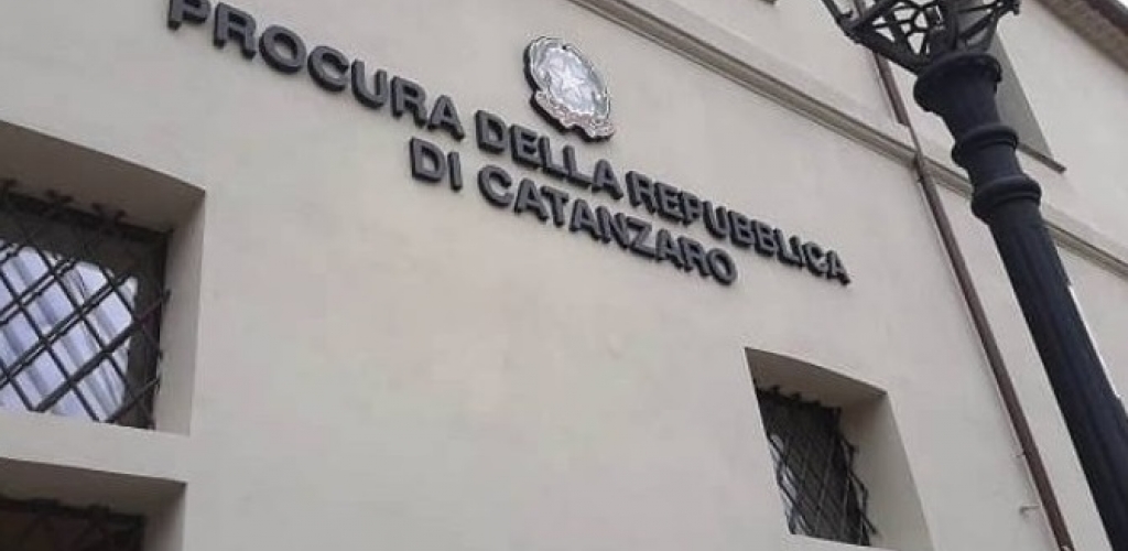 Foto carousel della Procura della Repubblica di Catanzaro